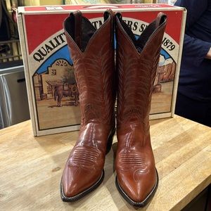 Justin women’s leather cowboy boots 71/2